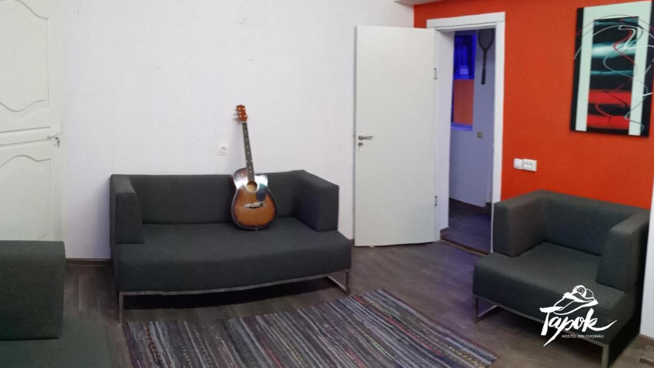 تشيسيناو Tapok Hostel المظهر الخارجي الصورة